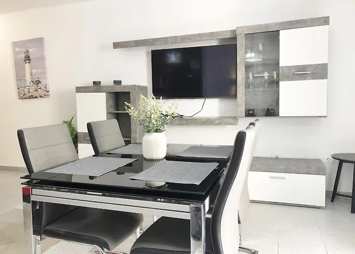 En Victoria Park Apartment