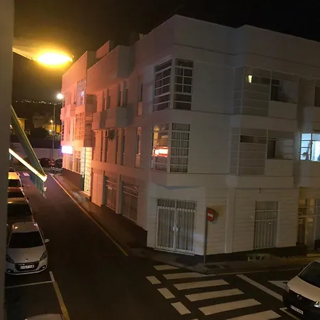 En Victoria Park Playa de San Juan (Tenerife)