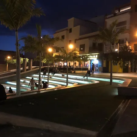 En Victoria Park * Playa de San Juan (Tenerife)